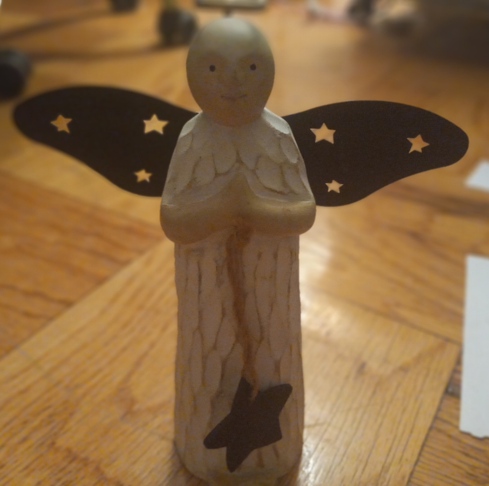8 Inch Wooden Angel Statue/Christmas Ornament
